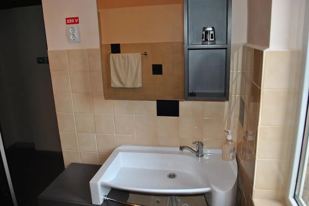 Vogue Hostel 布加勒斯特 0*,  罗马尼亚