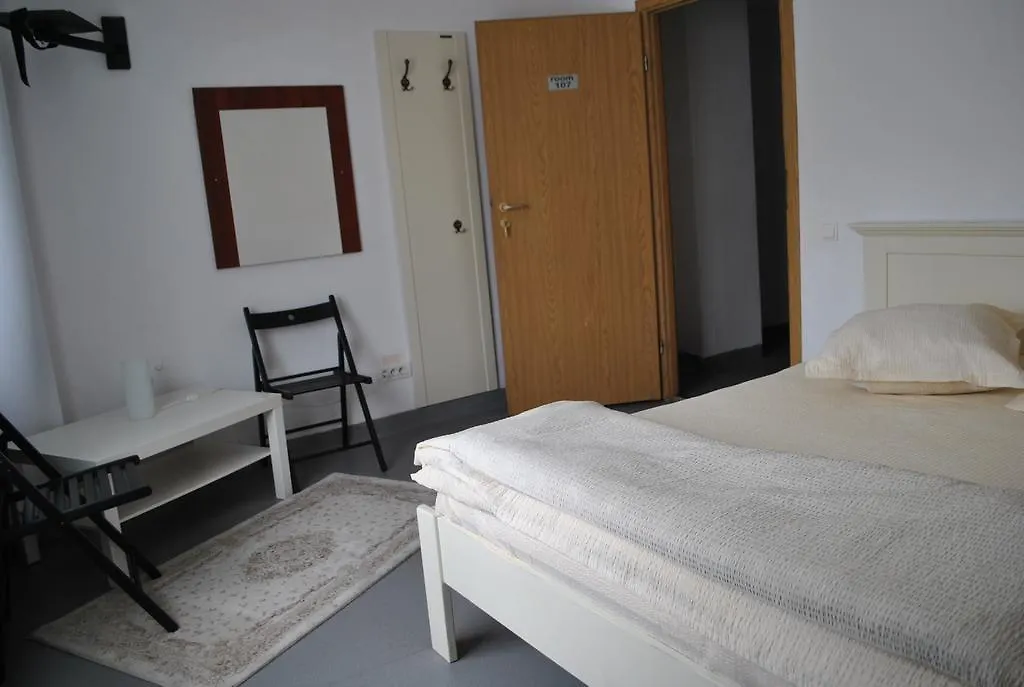 Vogue Hostel 布加勒斯特