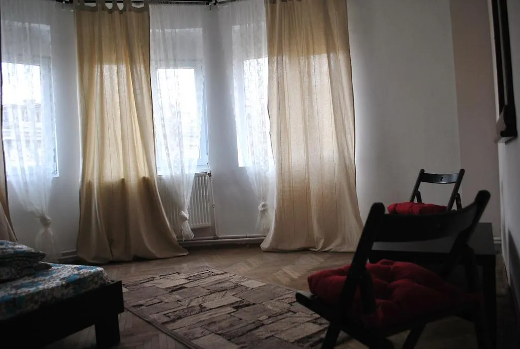 Vogue Hostel 布加勒斯特